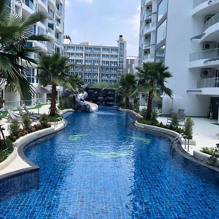 Luxury Business Suits In Grand Avenue By Pattaya City Estates 外观 照片