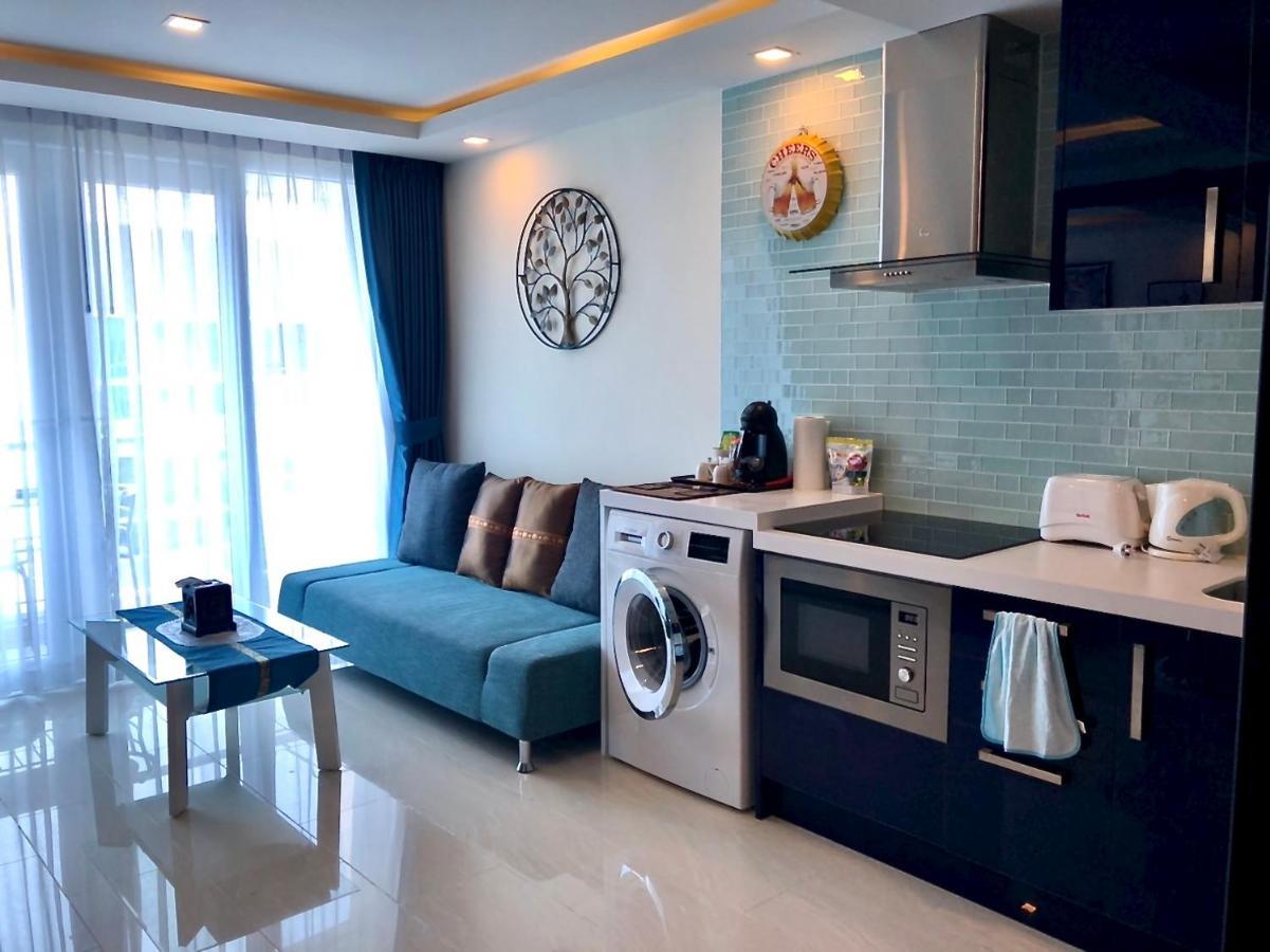 Luxury Business Suits In Grand Avenue By Pattaya City Estates 外观 照片