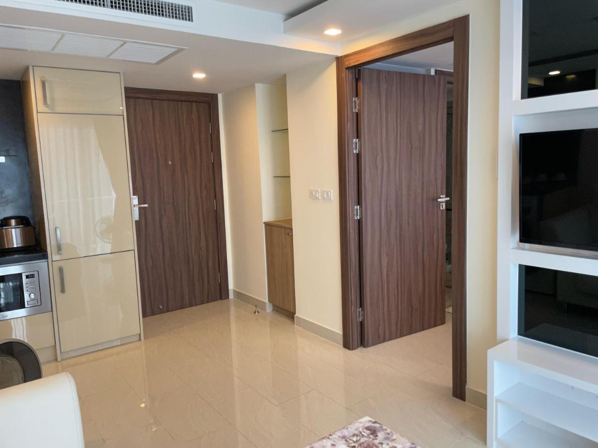 Luxury Business Suits In Grand Avenue By Pattaya City Estates 外观 照片