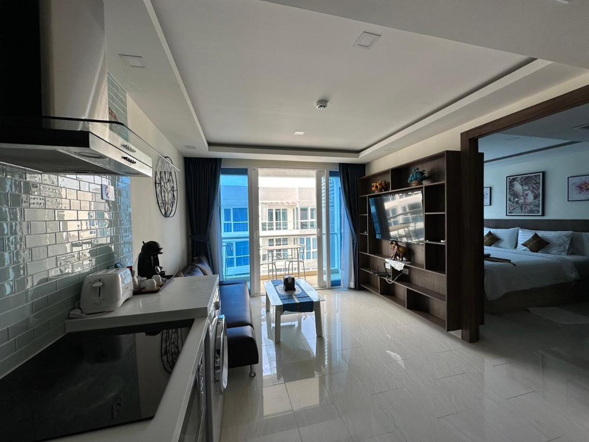 Luxury Business Suits In Grand Avenue By Pattaya City Estates 外观 照片