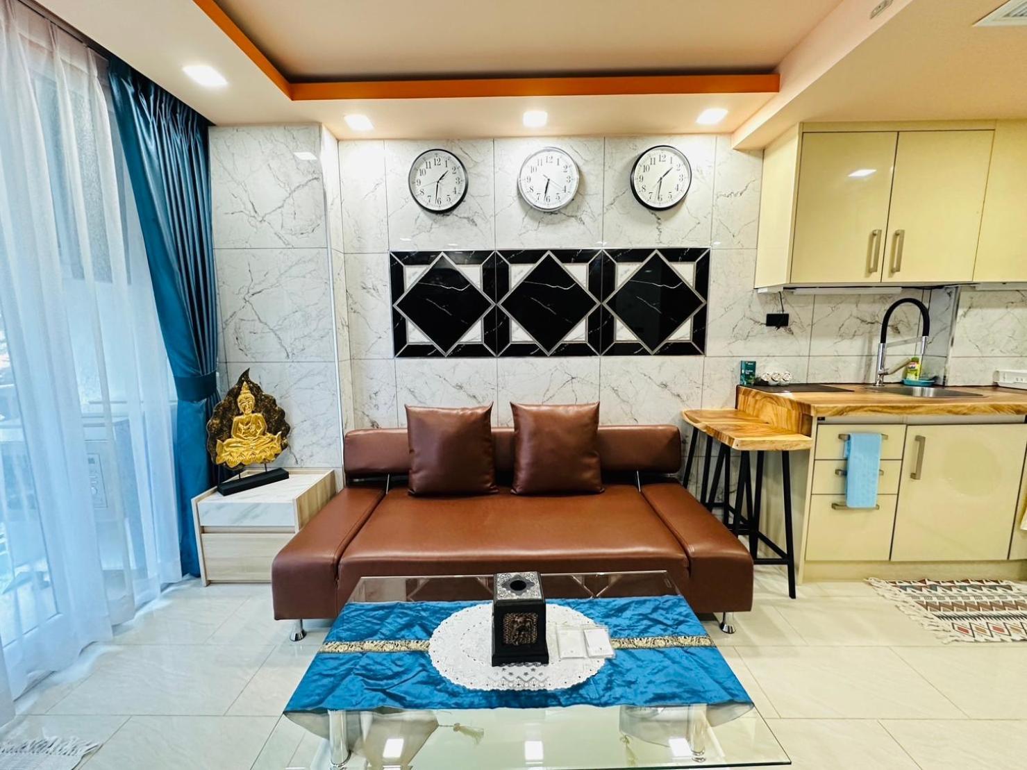 Luxury Business Suits In Grand Avenue By Pattaya City Estates 外观 照片