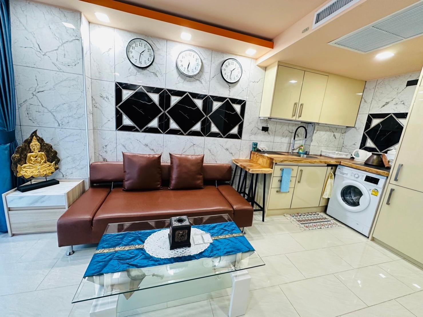 Luxury Business Suits In Grand Avenue By Pattaya City Estates 外观 照片