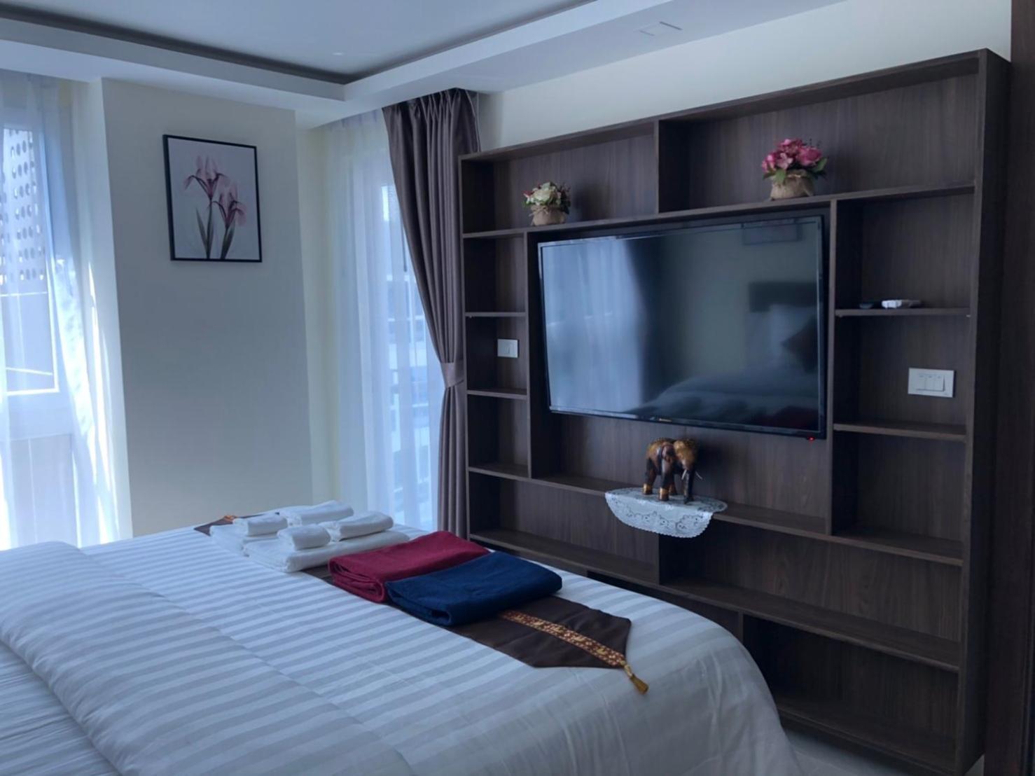 Luxury Business Suits In Grand Avenue By Pattaya City Estates 外观 照片