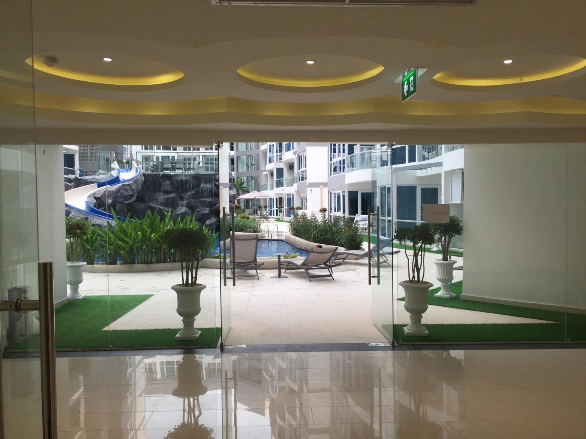 Luxury Business Suits In Grand Avenue By Pattaya City Estates 外观 照片