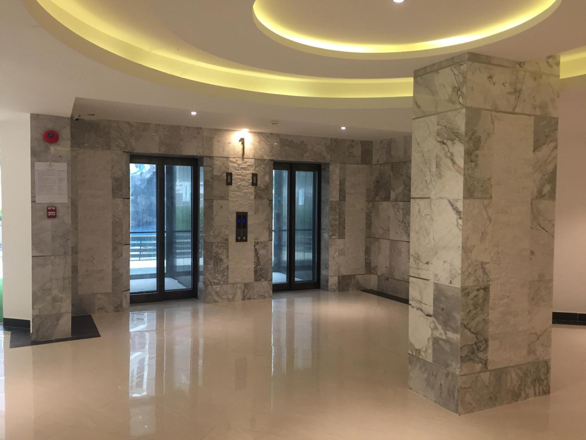 Luxury Business Suits In Grand Avenue By Pattaya City Estates 外观 照片